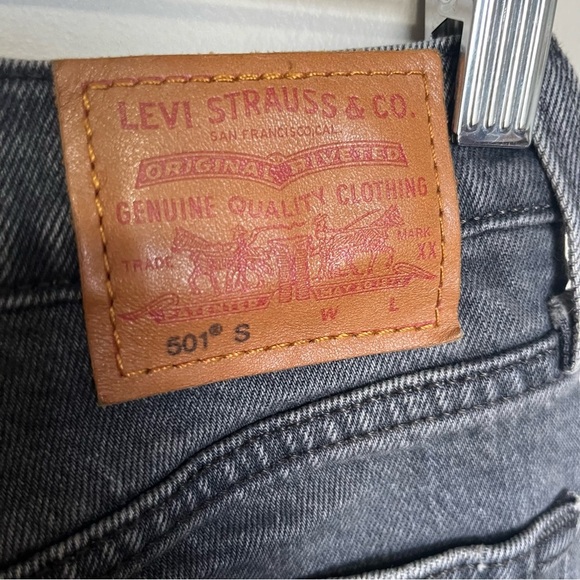 Levi’s Premium 501 Skinny High Rise Button Fly Ripped Washed Black Women Size 27 - Picture 14 of 16